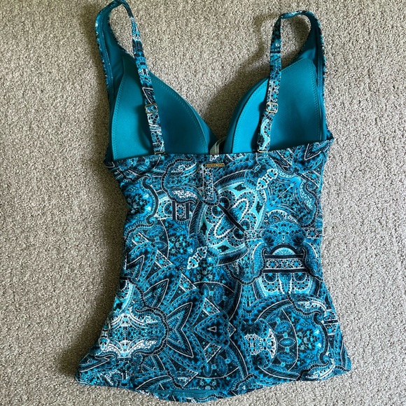 NWT Sea Level Bella Mare Cross Front Multi fit Cup Singlet Swim Top Size:4 - Picture 4 of 8